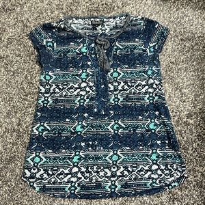Lucky Brand blouse in Blue/green, soft and stylish.
